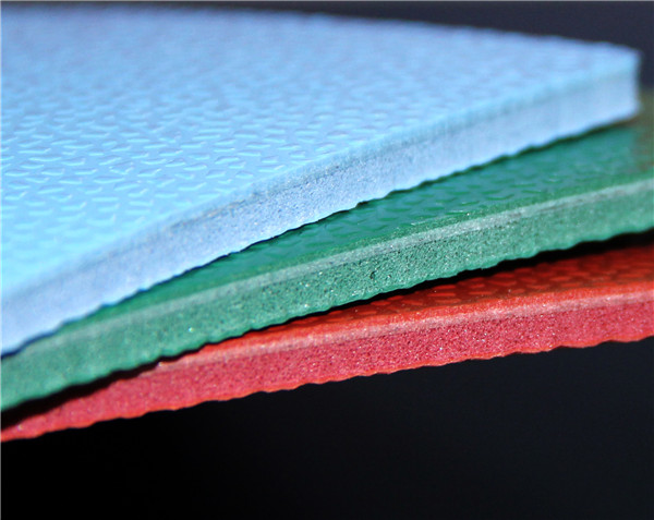 籃球地板比木地板有哪些優(yōu)勢(shì)？